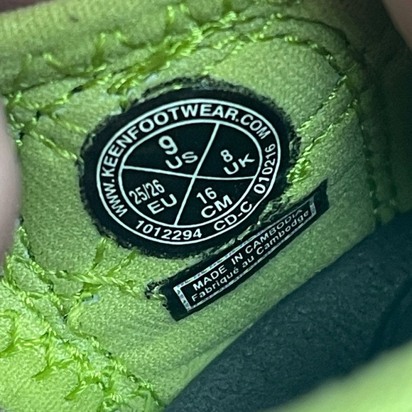 Keen toddler size 9 Newport hiking sandals turquoise and green - Picture 8 of 8